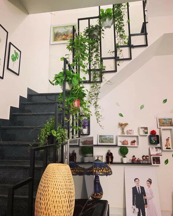 34 eye-catching stair decor ideas with plants - 237