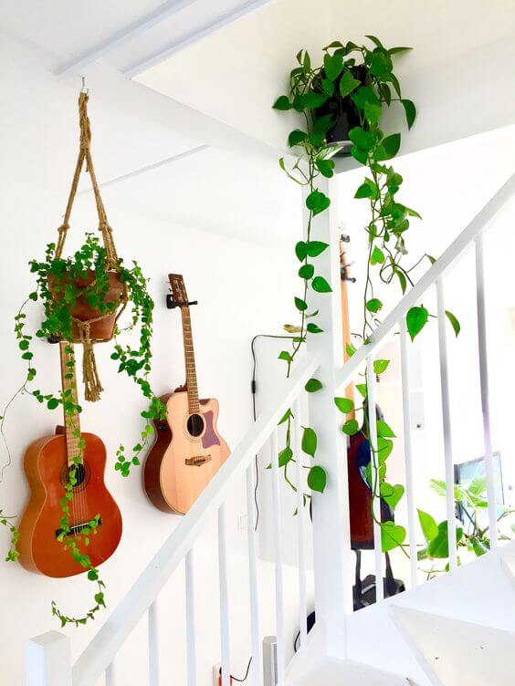 34 eye-catching stair decor ideas with plants - 239