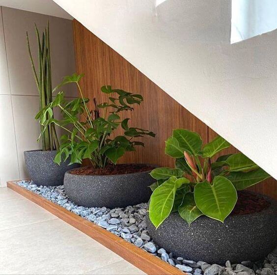 34 eye-catching stair decor ideas with plants - 253