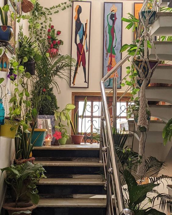 34 eye-catching stair decor ideas with plants - 269