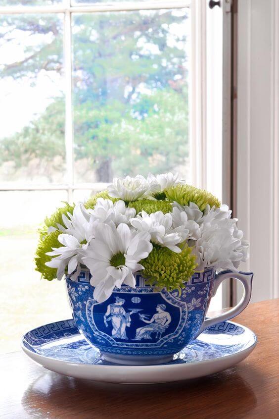 20 easiest DIY vase ideas to display your cut flowers - 131