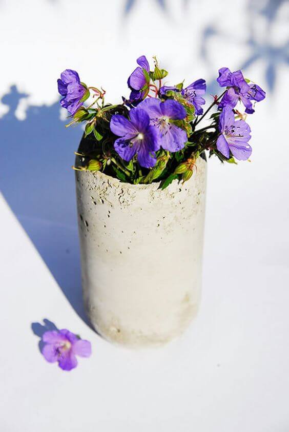 20 easiest DIY vase ideas to display your cut flowers - 161