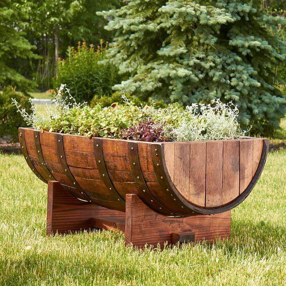 24 repurposed old wine barrel ideas for the garden - 151