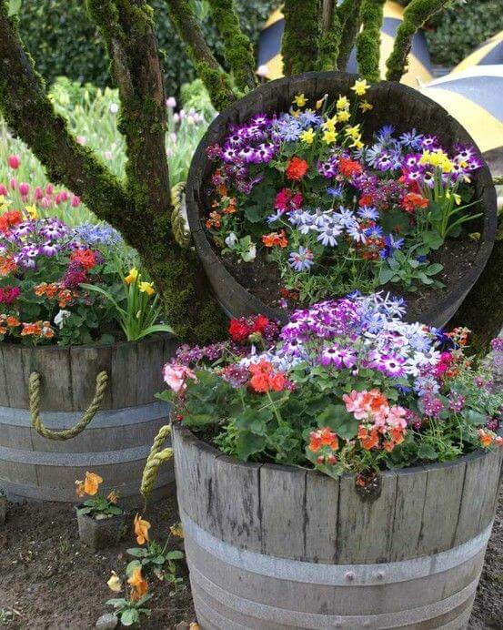 24 repurposed old wine barrel ideas for the garden - 163