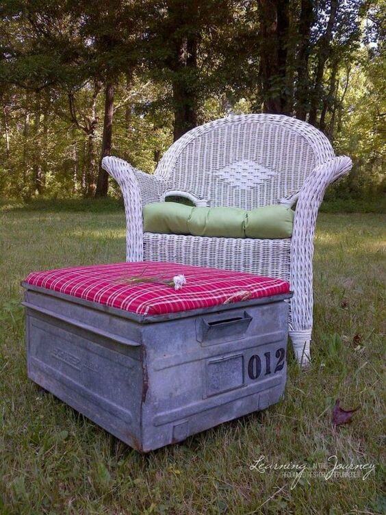 Creative Ottoman DIY Ideas from Recycled Items - 121