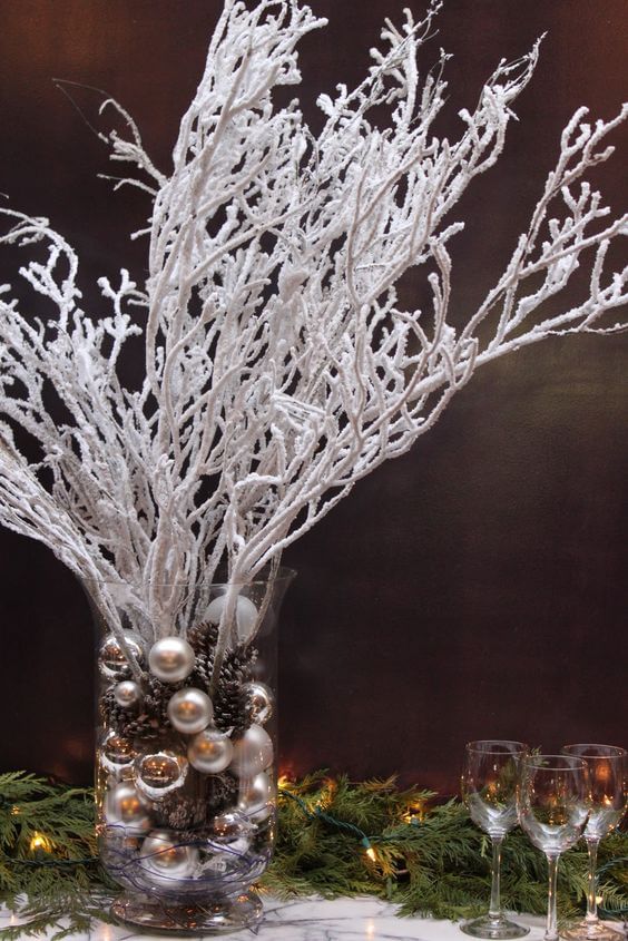 DIY Dry ​​Branch Christmas Decoration Ideas - 153