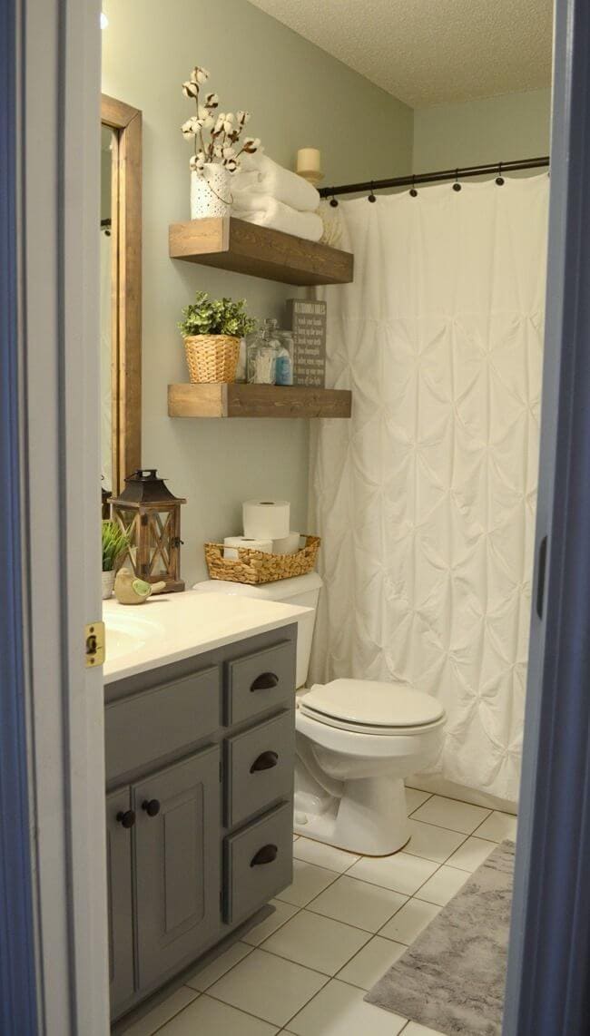 Creative and Cool DIY Bathroom Shelves Ideas - 7