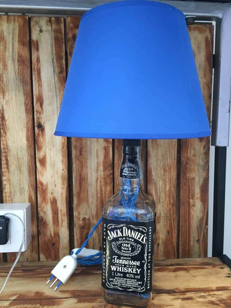 Creative DIY bottle lamp decoration ideas to decorate your home - 85