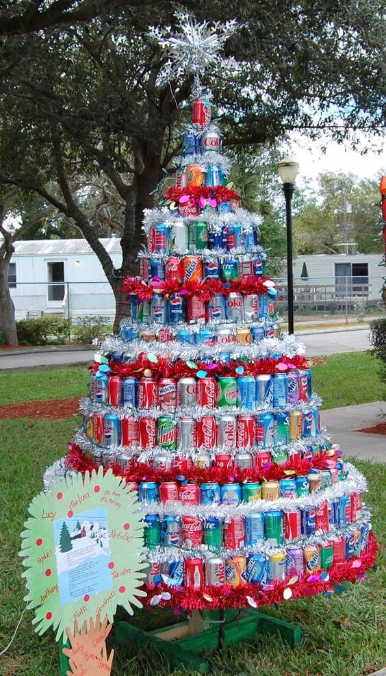 Weird DIY Backyard Christmas Tree Ideas for an Impressive Look - 113