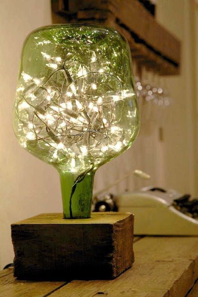 Creative DIY bottle lamp decoration ideas to decorate your home - 81