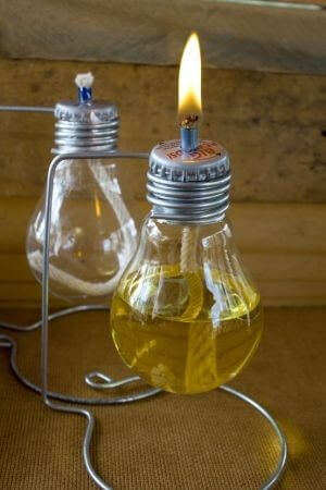 17 creative recycled lightbulb ideas for your next home decorating projects