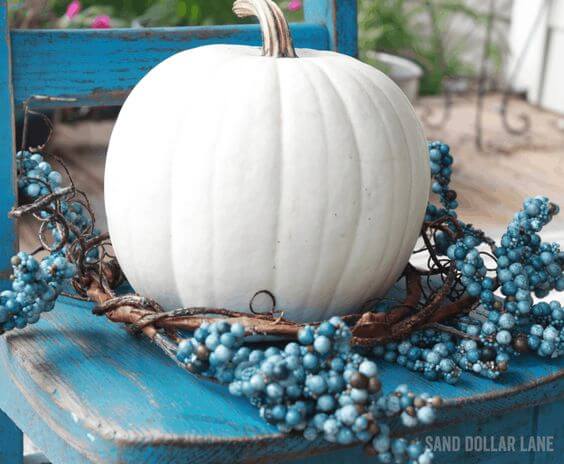 30 gorgeous porch decorations for fall - 227