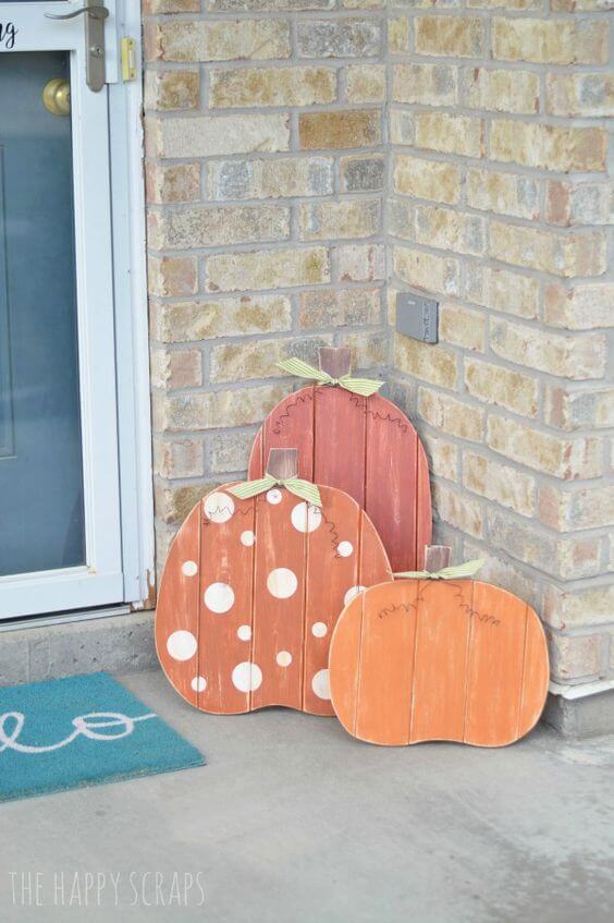 20 DIY Pumpkin Crafts to Decorate Fall and Halloween - 141