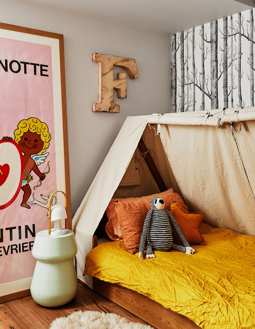 25 Dream - Look Like Bedroom Decorating Ideas For Your Kids - 79