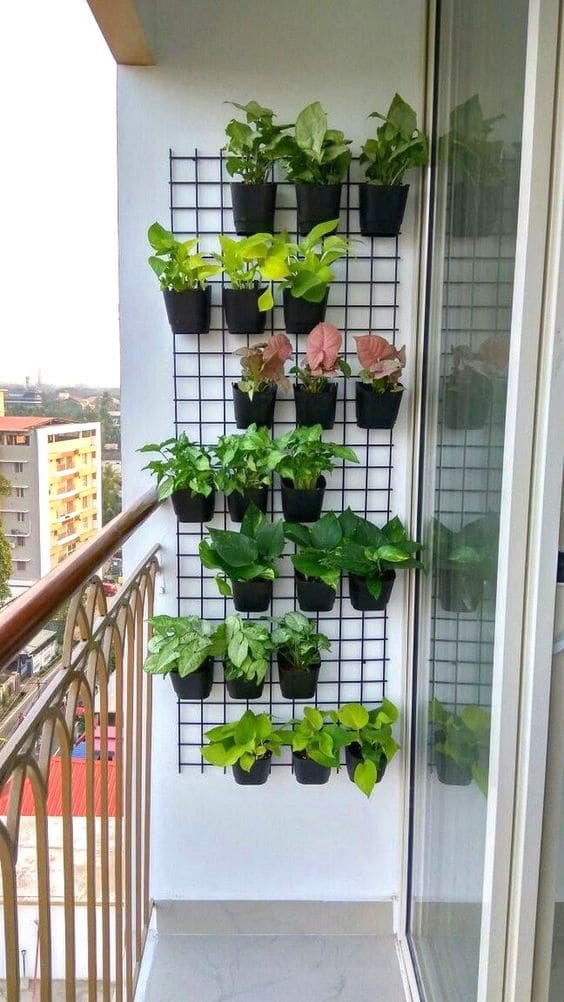25 clever ways to organize small balconies - 91
