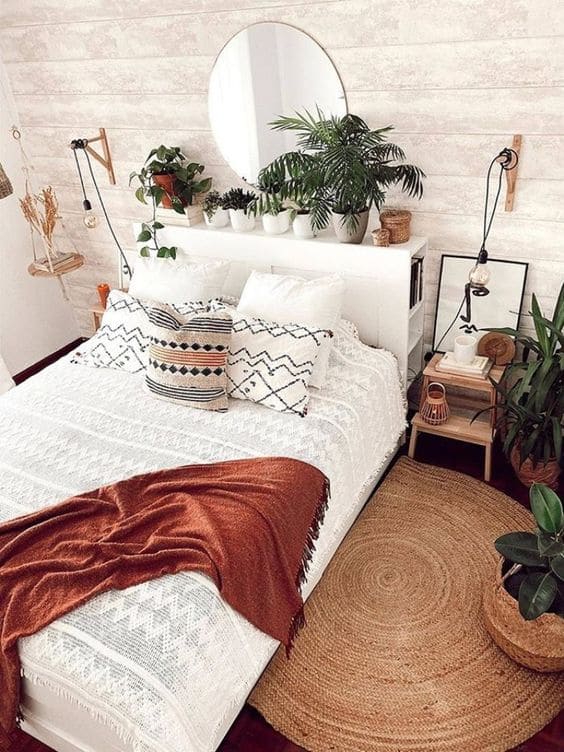 30 Cozy Beautiful Boho Bedroom Decorating Ideas for the Winter Months - 131