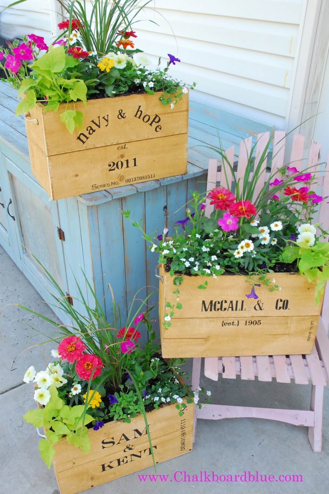 23 pretty front door flower pots to add personality to your home - 69