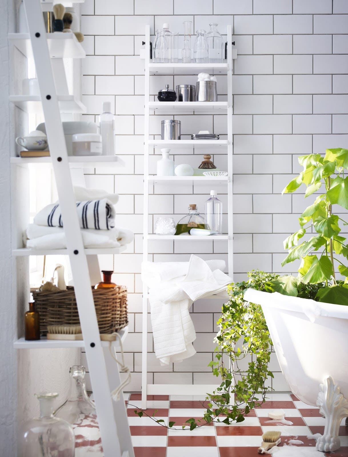 20 creative ladder storage ideas for the bathroom - 141