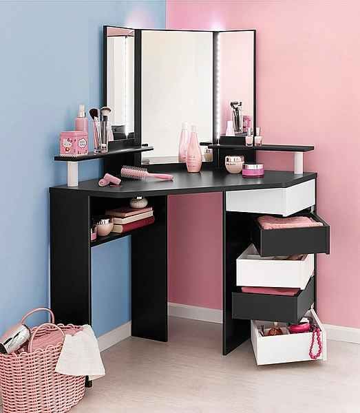 Shimmery makeup vanity ideas for your small bedrooms - 71