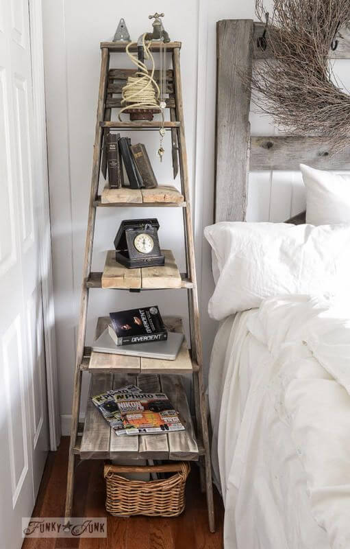 Unique home decor ideas with vintage ladders - 147