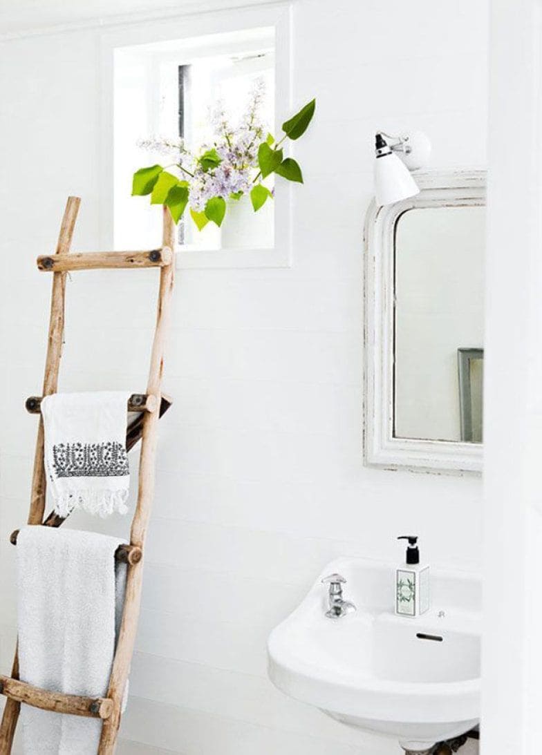 20 creative ladder storage ideas for the bathroom - 153