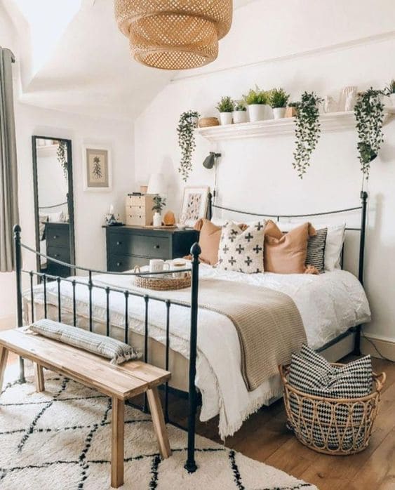 30 cozy beautiful boho bedroom decorating ideas for the winter months - 119