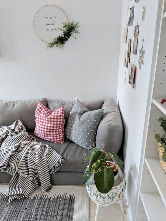 25 inspirational ideas for cozy pillow corners - 195