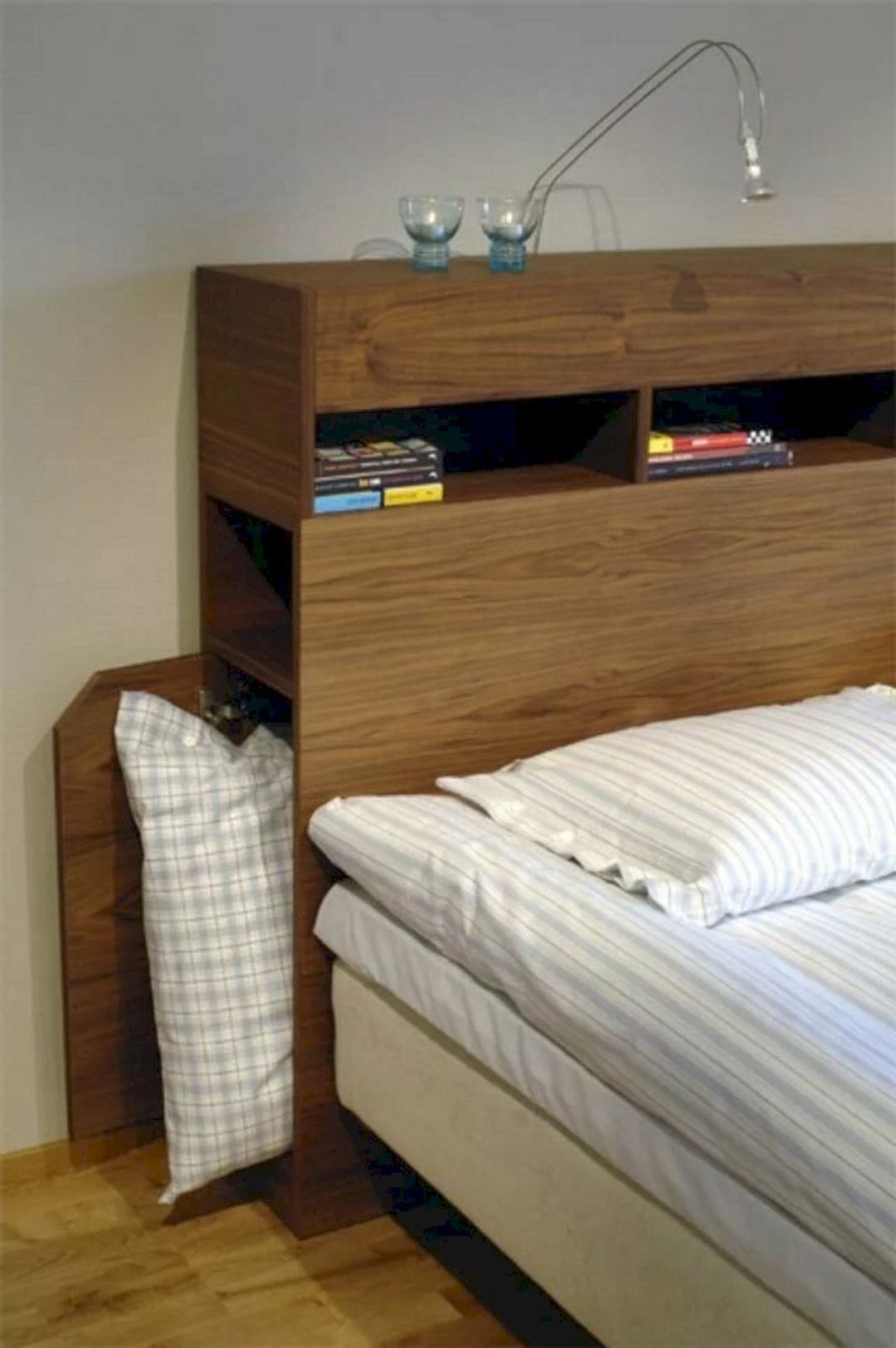 23 creative storage bed ideas to add to your bag - 195