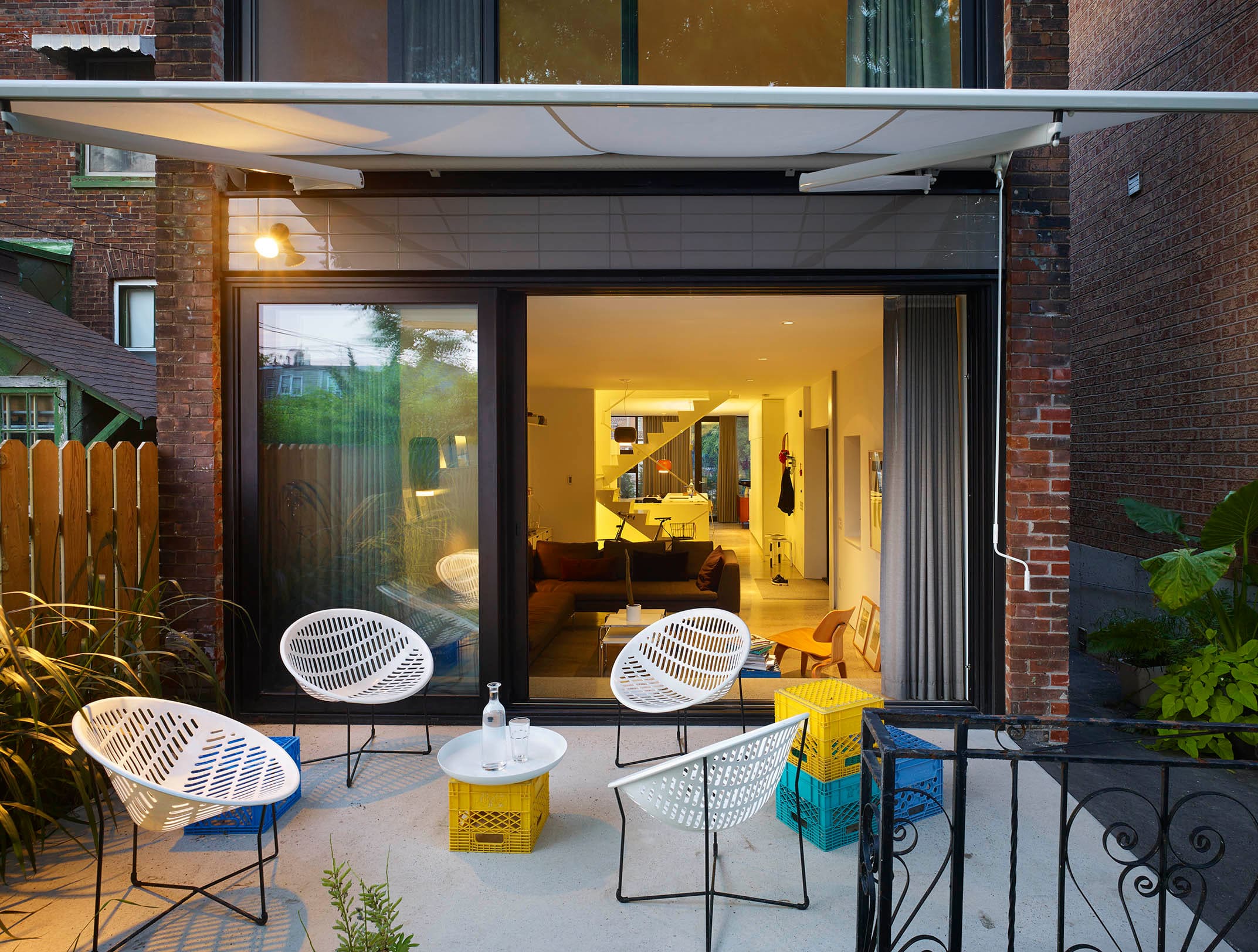 23 dreamy outdoor living room ideas - 73