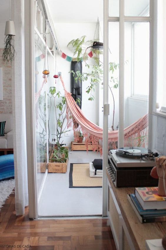 Decorate indoor ideas with hammocks - 83