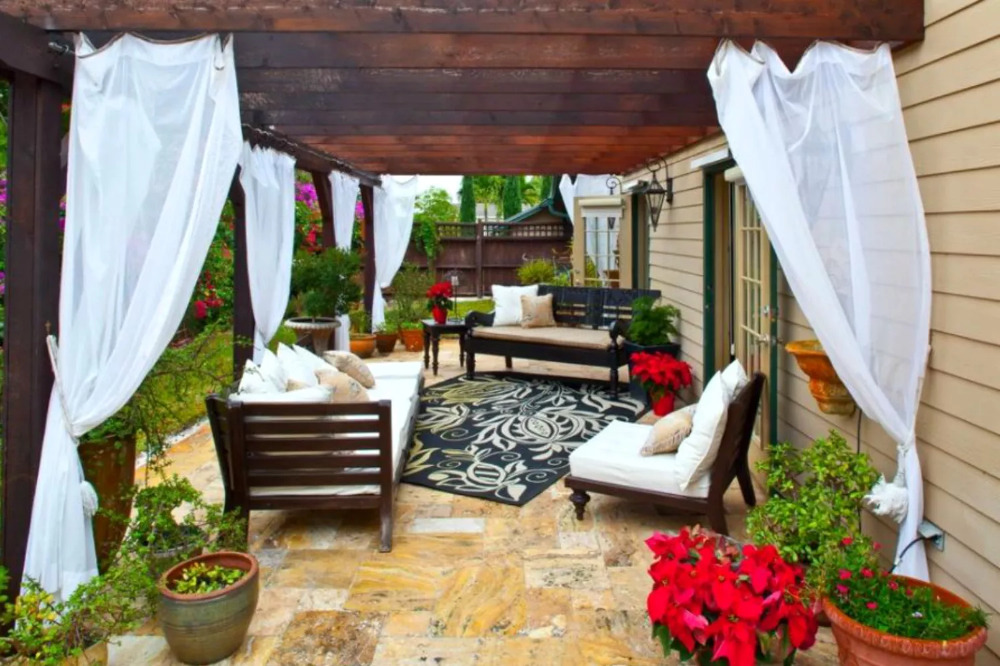 23 dreamy outdoor living room ideas - 71