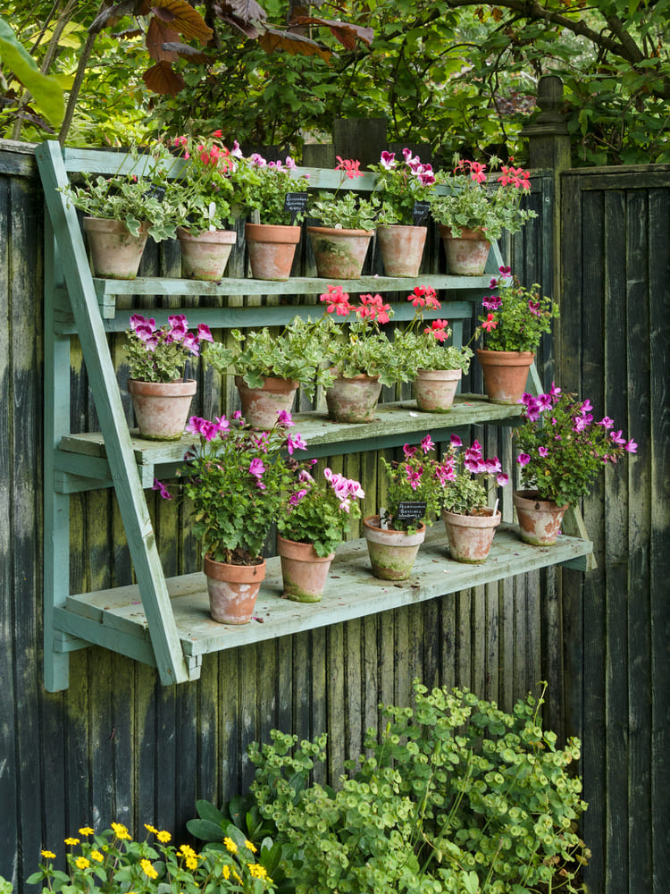30 beautiful shelves for plants to take away - 105